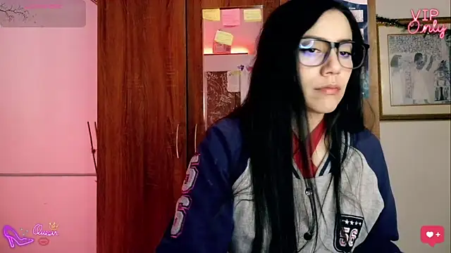 LauGrayJ online show from February 2026 08:35:02 AM