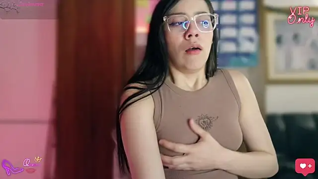 LauGrayJ online show from March 2026 12:47:01 AM