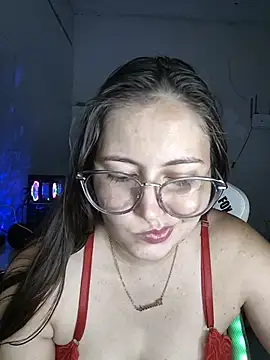 Snapshot of dani123unica chatting on May 2026 11:10:02 PM dani123unica online show from May 2026 11:10:02 PM