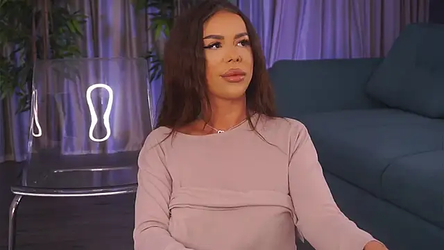 MissKiarra online show from January 2025 05:13:02 AM