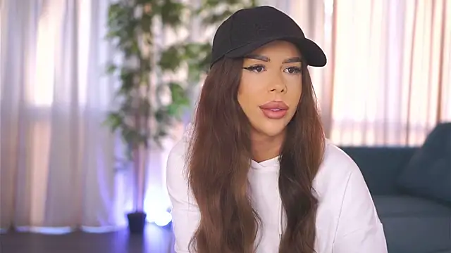 MissKiarra online show from January 2025 06:56:01 AM