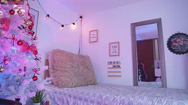 adamaria 1 online show from December 2024 05:07:02 PM