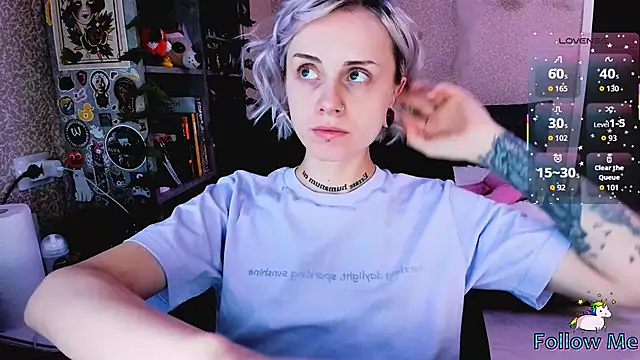 NaniMoore online show from November 2025 08:22:02 PM