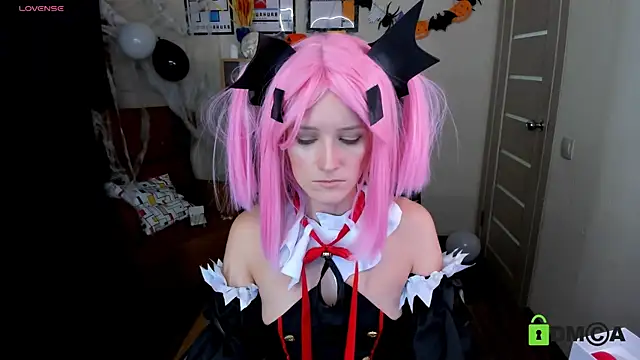 FrancescaCollins online show from October 2025 05:03:01 PM