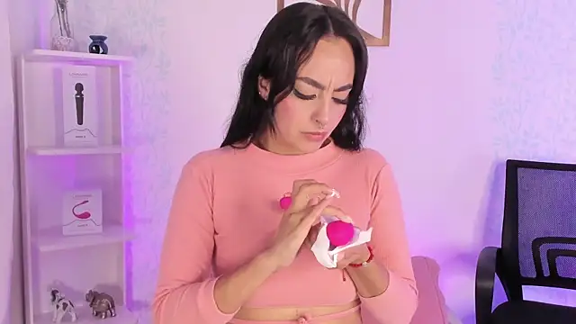 Eva ritz online show from November 2025 01:48:01 AM