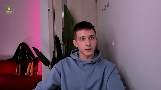 Snapshot of MarkGWalker chatting on January 2025 10:33:02 AM MarkGWalker online show from January 2025 10:33:02 AM