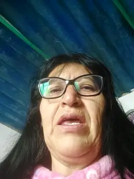 Snapshot of clarita_01 chatting on May 2026 03:40:02 PM clarita 01 online show from May 2026 03:40:02 PM