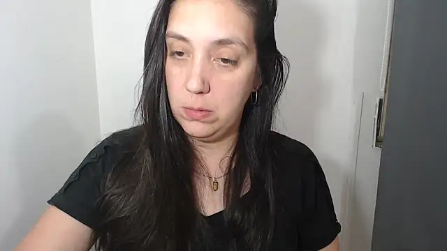 Snapshot of lulitasexy chatting on December 2024 11:35:01 PM lulitasexy online show from December 2024 11:35:01 PM