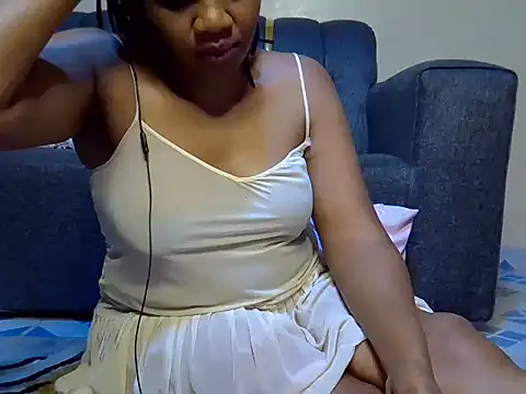 Sexy Kezzy online show from May 2026 06:16:01 PM
