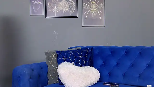 AnneHove online show from April 2026 04:19:01 AM