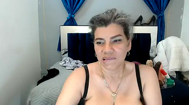 vikyadams online show from February 2025 11:23:02 PM