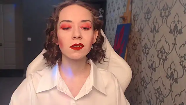 Snapshot of FascinatingEyess chatting on May 2026 06:05:02 PM FascinatingEyess online show from May 2026 06:05:02 PM