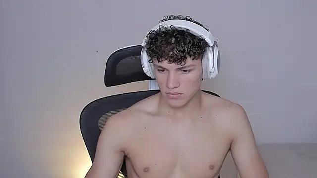 laurent nova online show from October 2025 06:56:01 AM