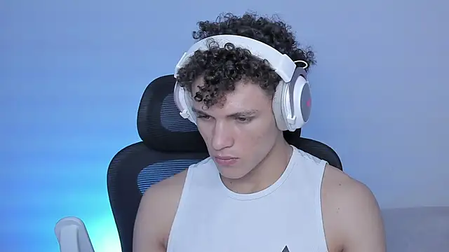 laurent nova online show from October 2025 04:51:02 PM