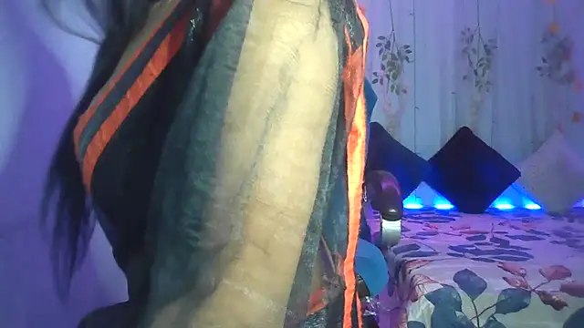 Snapshot of Queenhimanshi chatting on January 2025 12:47:02 PM Queenhimanshi online show from January 2025 12:47:02 PM