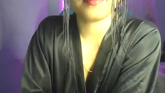 Snapshot of Queenhimanshi chatting on February 2025 09:13:01 PM Queenhimanshi online show from February 2025 09:13:01 PM