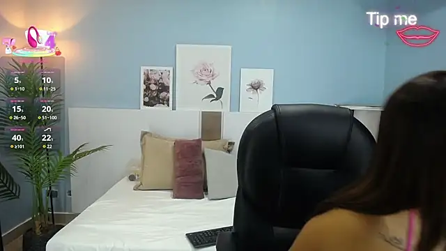 Snapshot of katy_ruiz chatting on June 2026 04:37:02 AM katy ruiz online show from June 2026 04:37:02 AM