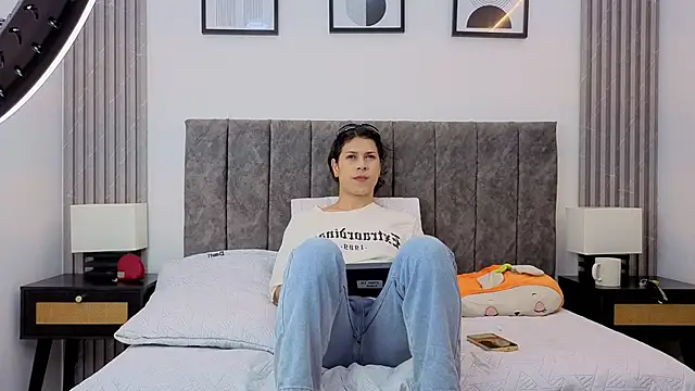 Luciana Ortiz1 online show from January 2026 12:42:01 PM