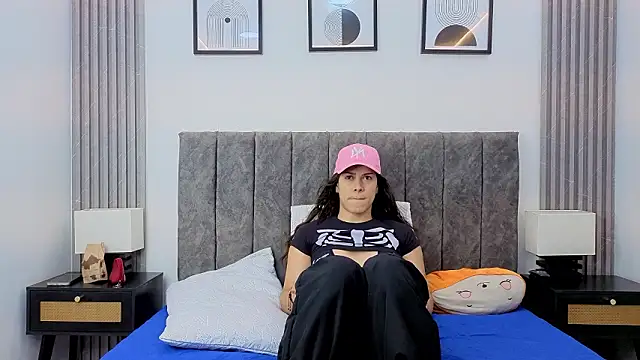 Luciana Ortiz1 online show from January 2026 01:26:01 PM