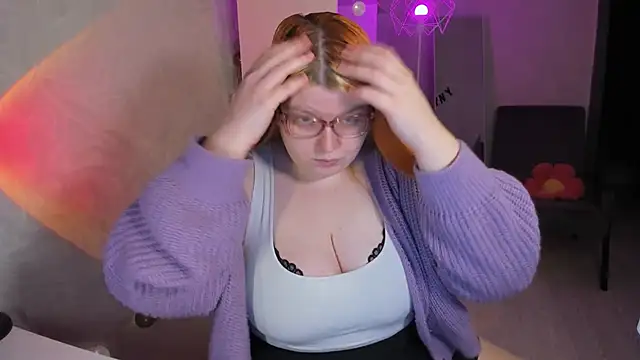 Snapshot of Melissa_Purr chatting on April 2026 08:39:02 PM Melissa Purr online show from April 2026 08:39:02 PM