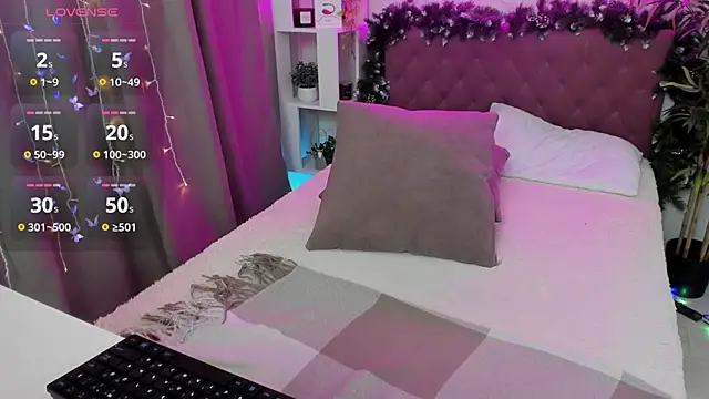 FeralPeach online show from January 2025 10:31:02 AM