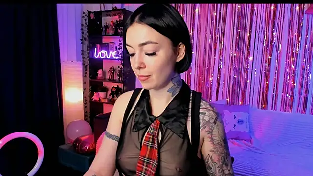 Magic Allie online show from October 2025 07:47:01 PM