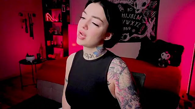 Snapshot of Magic_Allie chatting on May 2026 07:22:01 PM Magic Allie online show from May 2026 07:22:01 PM
