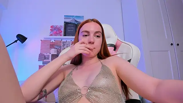 Mia Madden online show from April 2026 04:46:01 AM