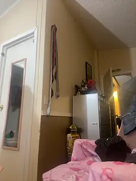 SafeinouterSpace online show from September 2025 03:50:02 AM