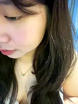 Hotellinh12 online show from September 2025 04:23:02 PM