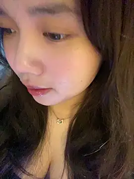 Hotellinh12 online show from October 2025 05:22:02 PM