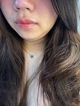 Snapshot of Hotellinh12 chatting on March 2026 06:36:01 AM Hotellinh12 online show from March 2026 06:36:01 AM