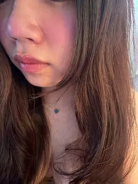 Snapshot of Hotellinh12 chatting on April 2026 08:09:02 AM Hotellinh12 online show from April 2026 08:09:02 AM