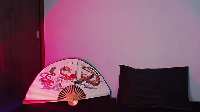 catipetite online show from December 2024 04:12:02 AM