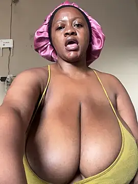 Chubbykarisma27 online show from February 2025 02:13:01 PM