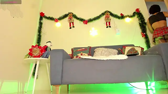 Snapshot of thais_dreams chatting on December 2024 12:19:02 PM thais dreams online show from December 2024 12:19:02 PM