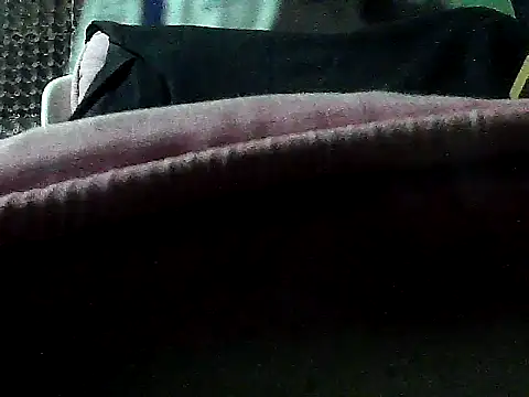 Snapshot of gxXxuesta chatting on June 2026 02:42:02 AM gxXxuesta online show from June 2026 02:42:02 AM
