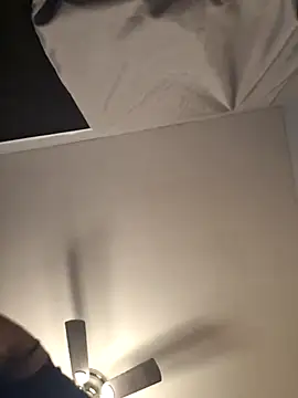 Snapshot of silkstroker6981 chatting on September 2025 07:02:01 AM silkstroker6981 online show from September 2025 07:02:01 AM