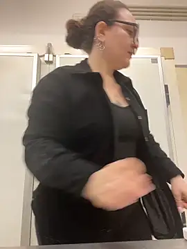 peachgirlmartyna online show from March 2026 02:45:01 PM