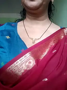 Snapshot of Rosy-B chatting on January 2025 10:11:01 AM Rosy-B online show from January 2025 10:11:01 AM