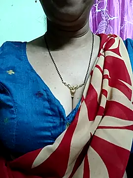 Snapshot of Rosy-B chatting on January 2026 12:47:01 AM Rosy-B online show from January 2026 12:47:01 AM