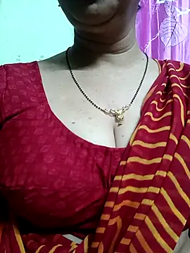 Snapshot of Rosy-B chatting on February 2026 09:57:01 PM Rosy-B online show from February 2026 09:57:01 PM