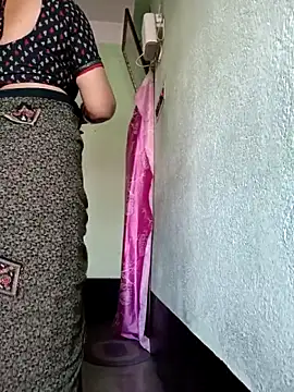 Snapshot of Rosy-B chatting on February 2026 10:21:02 AM Rosy-B online show from February 2026 10:21:02 AM