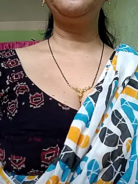 Snapshot of Rosy-B chatting on February 2026 09:54:01 AM Rosy-B online show from February 2026 09:54:01 AM