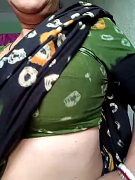 Snapshot of Rosy-B chatting on February 2026 12:55:02 AM Rosy-B online show from February 2026 12:55:02 AM