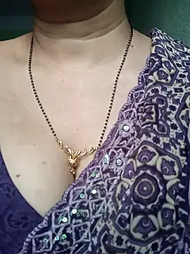 Snapshot of Rosy-B chatting on March 2026 12:36:02 AM Rosy-B online show from March 2026 12:36:02 AM