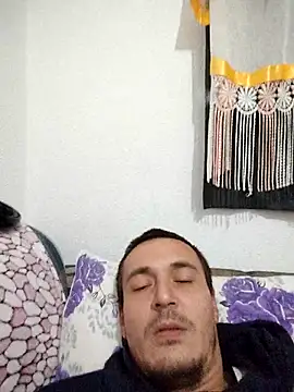 mayk18cm online show from October 2025 05:24:02 PM