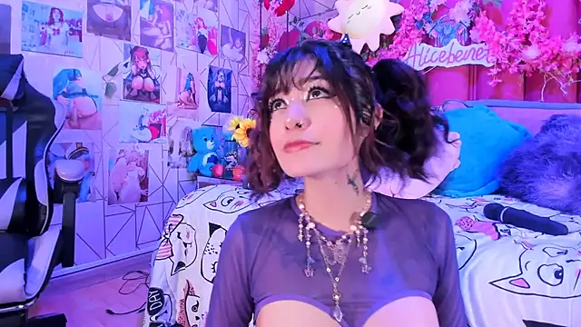 Alicebenett online show from March 2026 10:31:02 PM