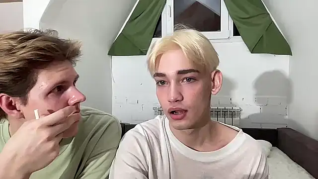 Nick Win online show from January 2025 01:18:02 AM