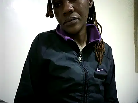 Snapshot of Pierra77 chatting on October 2025 08:01:01 AM Pierra77 online show from October 2025 08:01:01 AM